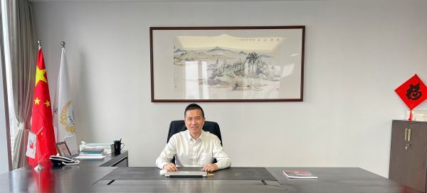 全球博士联合会会长张益波博士致新春贺词