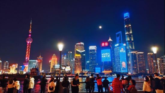 中国持续推进服务业扩大开放