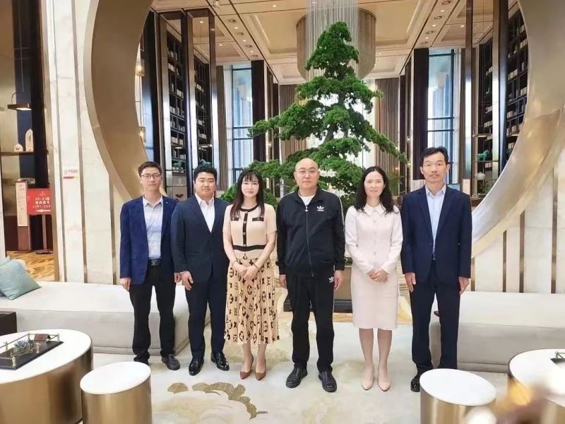 韩国福建商会访华代表团一行到贵州考察交流