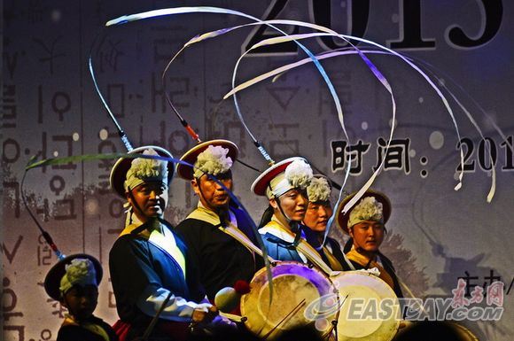 “韩风”吹至南京路 韩国团队在沪献演特色文化表演
