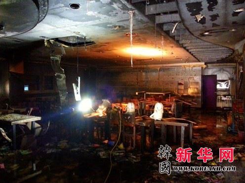 丧心病狂　同胞纵火烧同胞　罪不可恕