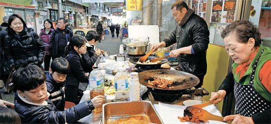 错过克里国务卿的炒年糕店奶奶“就算是再高级的人来”