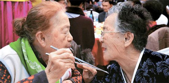韩美联合军演已启动 离散家属见面会仍如期举行中