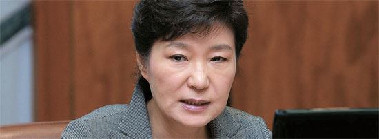 朴总统“失去信任的公务员没有存在的必要”