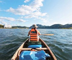 春川道路人流涌动