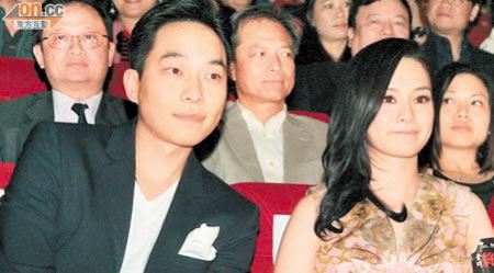 阿娇与韩国男友分手 未免拖泥带水取消微博关注