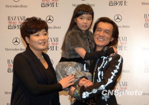 李咏自曝老婆哈文是初恋：从1988年起谈恋爱至今