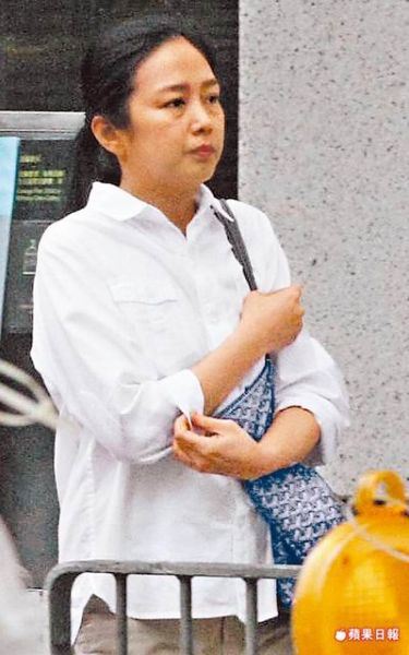 47岁朱丽倩素颜求名医 为夫刘德华拼二胎