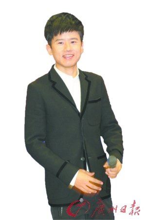 张杰宣传个唱：我不适合娱乐圈 争取明年生小孩