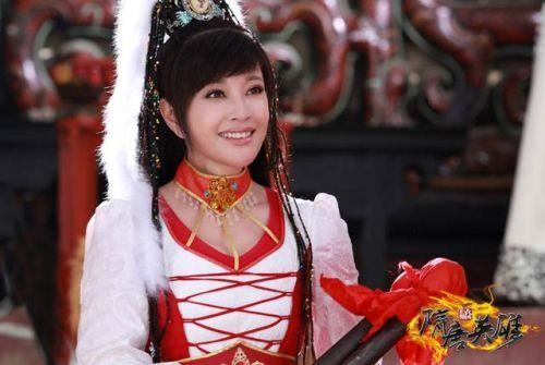 春节热剧：本山“打趴”丹丹 刘晓庆一扮嫩稳赢